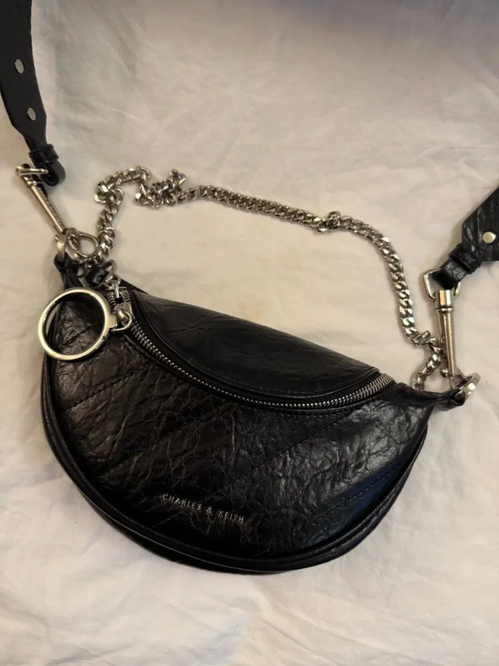 Charles & Keith CK Black Chain Dumpling Bag Underarm Crossbody Silver Hardware L - Picture 2 of 7